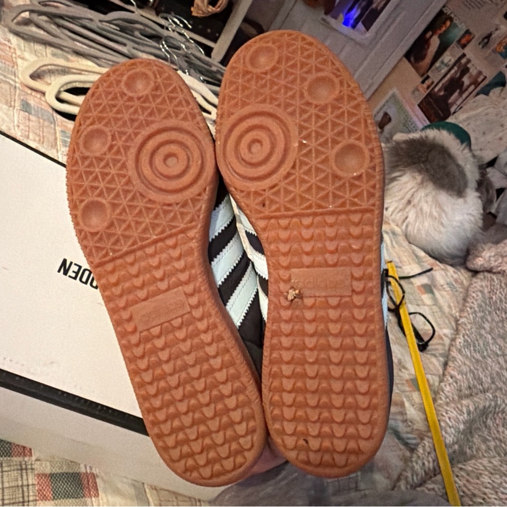 Adidas women’s  Black and White Sneakers - Picture 6 of 6